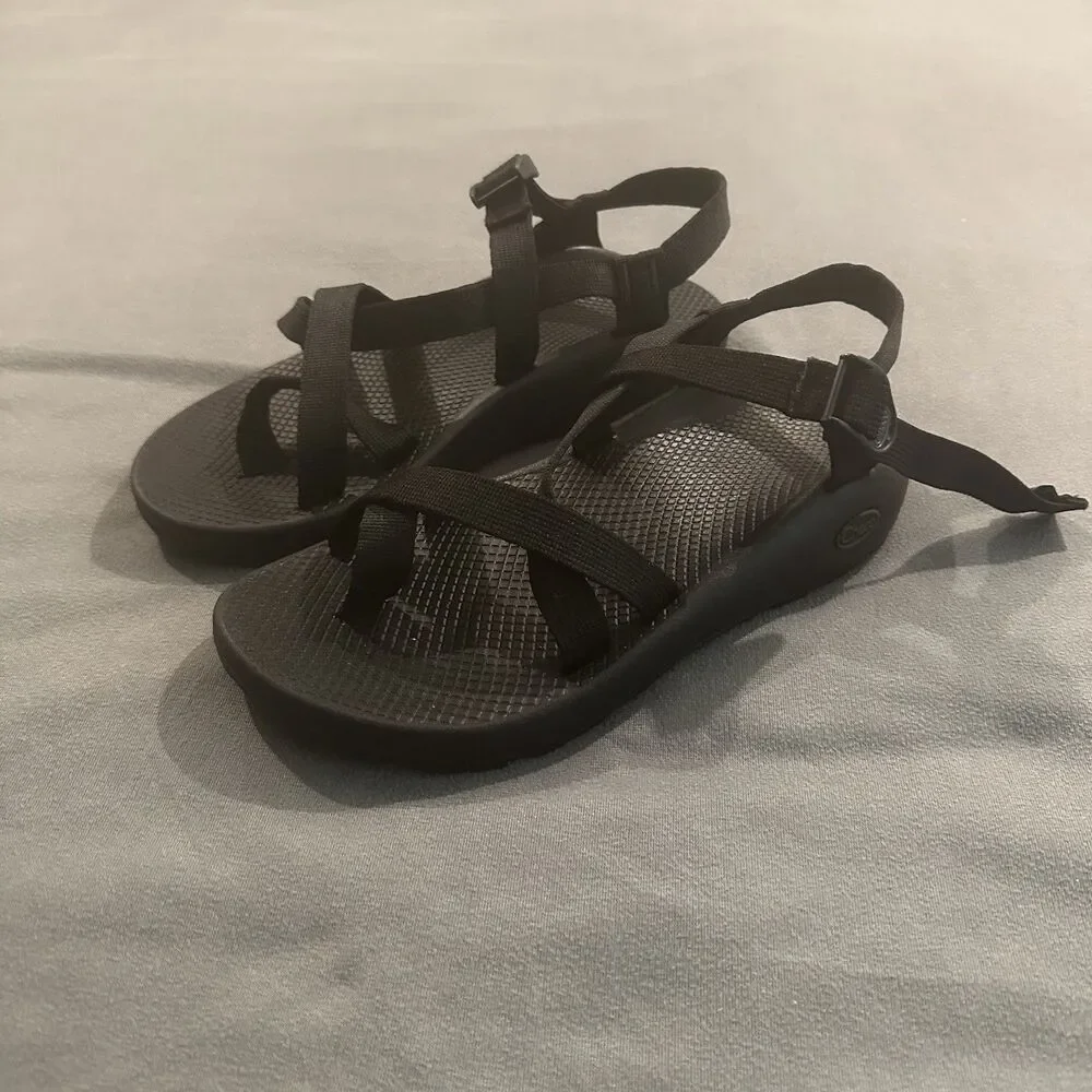 Chaco Mens Z/2 Sandals Mens 10 Classic Black Strappy Hiking Trail Outdoors